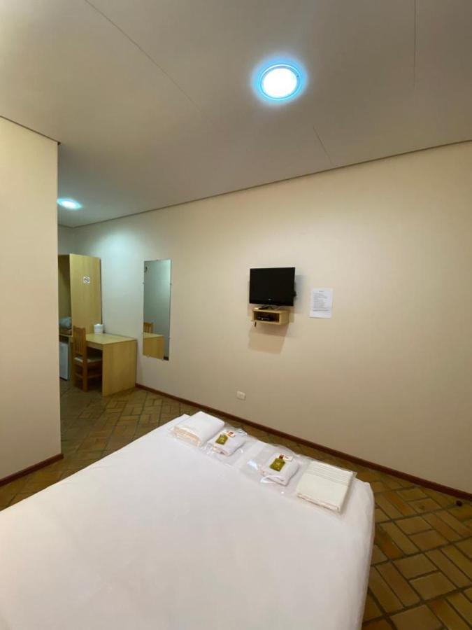 Hotel Tropeiro Da Lapa Lapa  Екстериор снимка