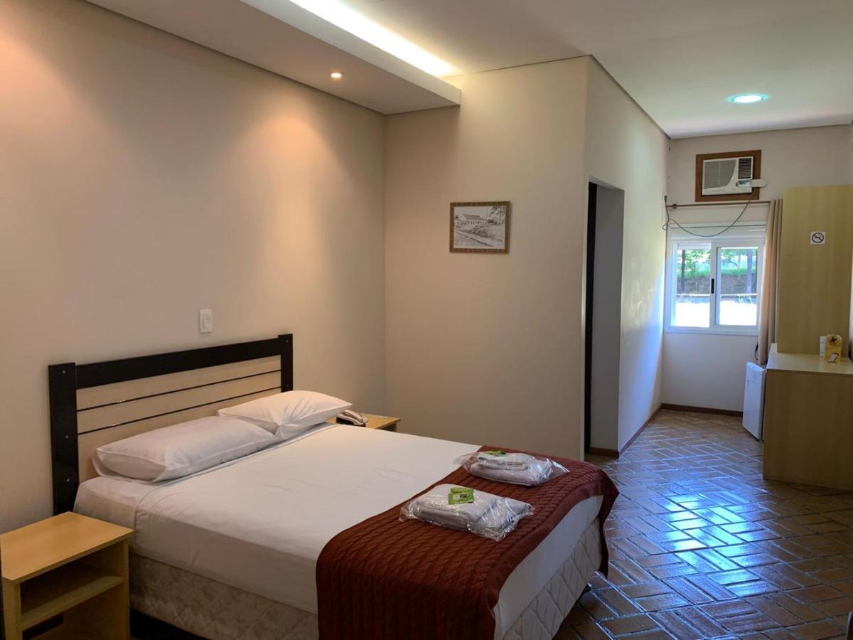 Hotel Tropeiro Da Lapa Lapa  Екстериор снимка